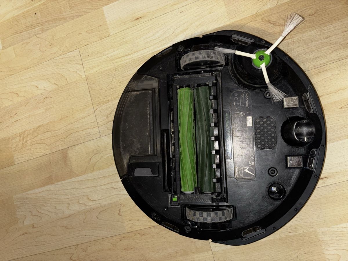 Irobot Aspirapolveri & Accessori: iRobot Roomba i7 Staubsauger Roboter gebraucht – Usato da Liestal venduto da Butze84 3