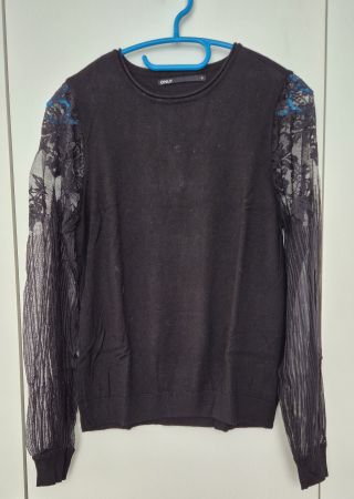 ONLY Langarm-Shirt, schwarz, S, mit Spitzenärmeln