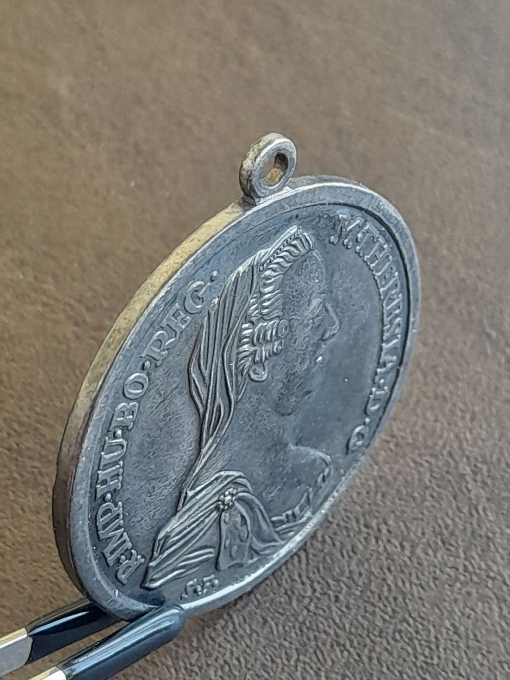 Pendentifs: Thaler Anhänger von 1780 – D'occasion à Basel par Basel_20 6