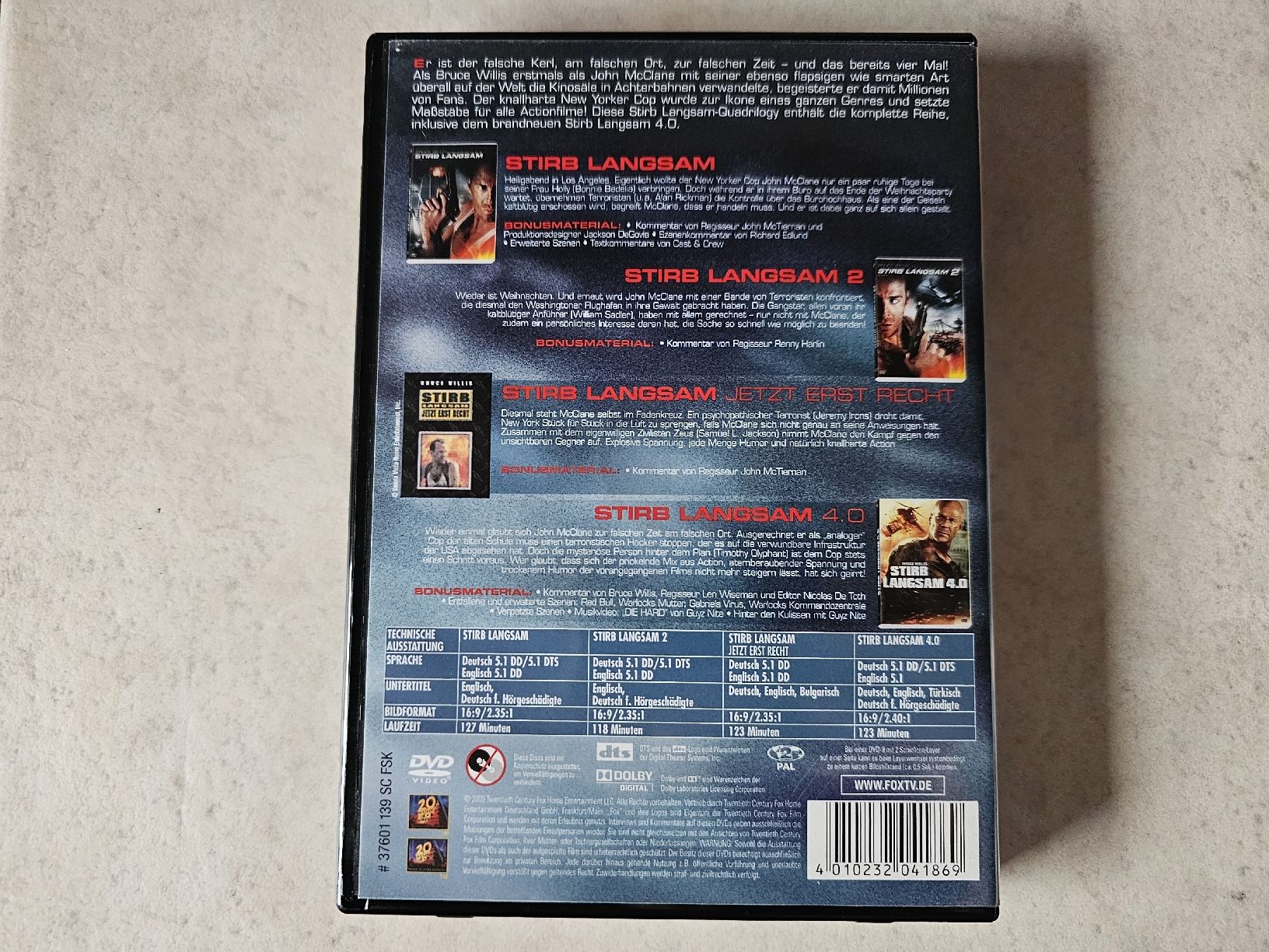 Tutti i DVDs: Stirb langsam  -  Quadrilogy  / 4 Teile Box – Usato da Schneisingen venduto da backstore24 1