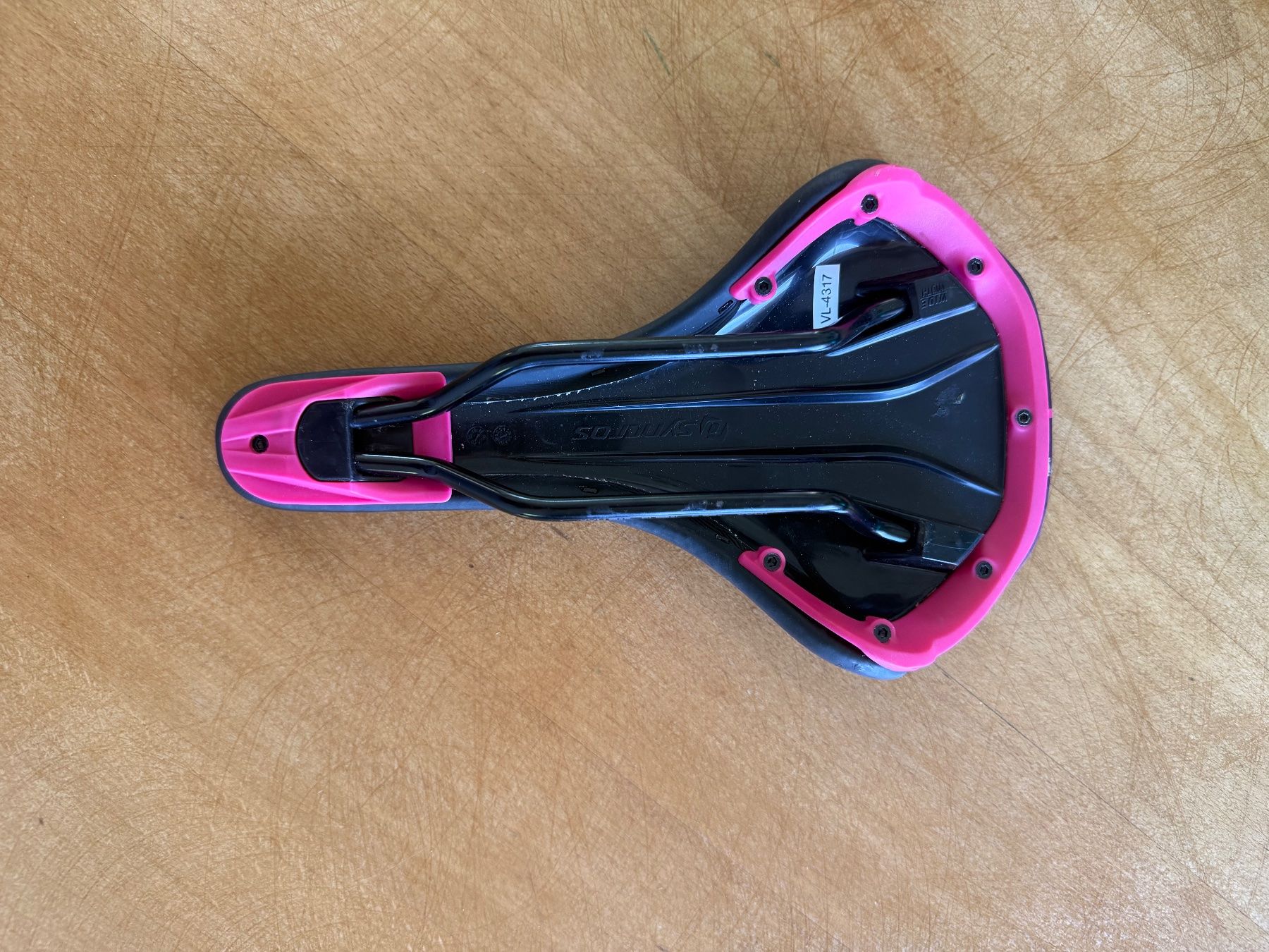 Pezzi di ricambio: Selle Syncros Ergoptimized – Nuovo (secondo la descrizione) da Cugy VD venduto da ellod 1