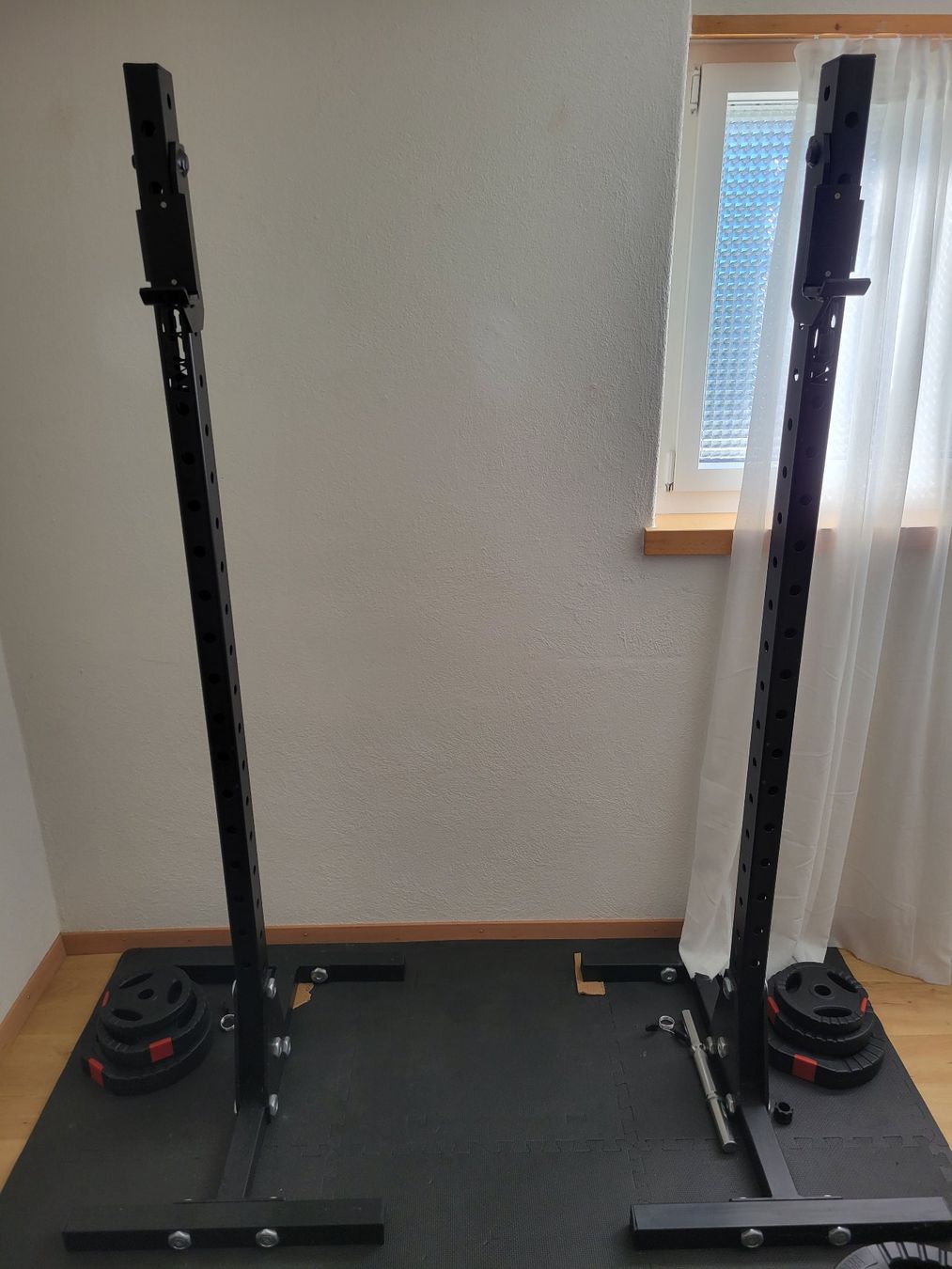 Vélos d'appartement: Squat Rack – D'occasion à Glattpark(Opfikon) par Graham.