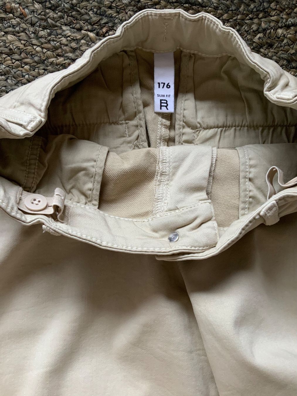 Pantaloni: Chino wie NEU! – Nuovo (secondo la descrizione) da Adelboden venduto da dbj 3