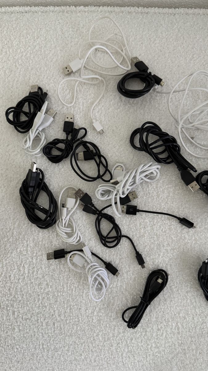 Cavi: Câbles MICRO USB 1.- pièce – Nuovo (secondo la descrizione) da Vevey venduto da diogodasilva_ 2