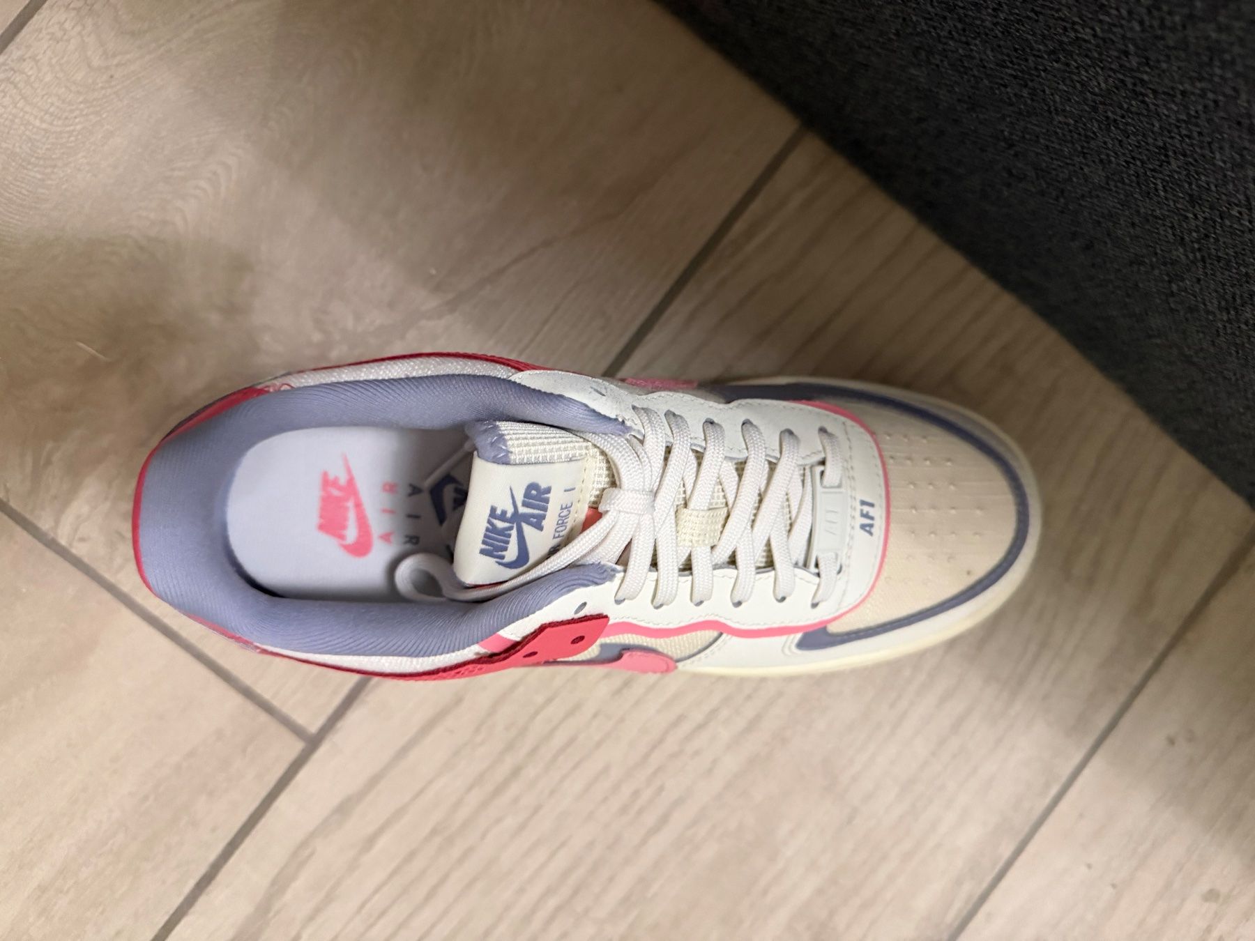 Nike Damenschuhe: Nike Schuhe – Neu und originalverpackt aus Neukirch (Egnach) von Rbischi 3