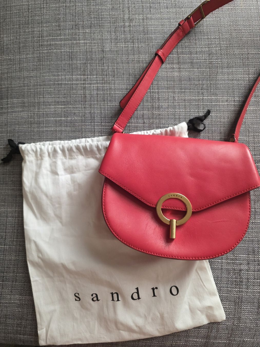 Sandro Taschen für Damen: Sac en cuir rouge Sandro – Gebraucht aus Genève von alex7926