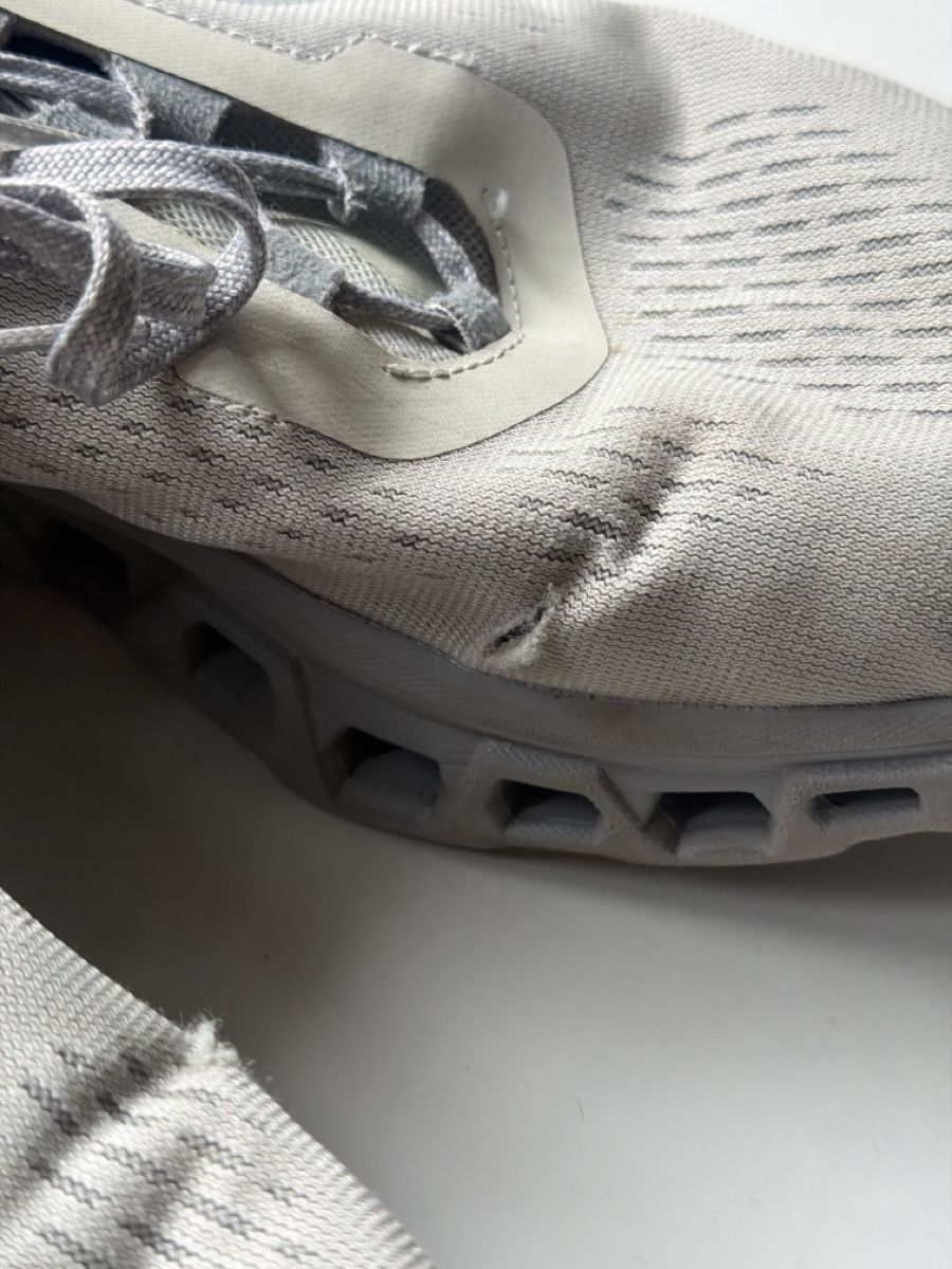 On Scarpe da uomo: On Cloudmonster gris 43 – Difettoso da Zürich venduto da Baff1 4