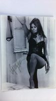 Sophia Loren, Original Autogramm auf Foto in s/w