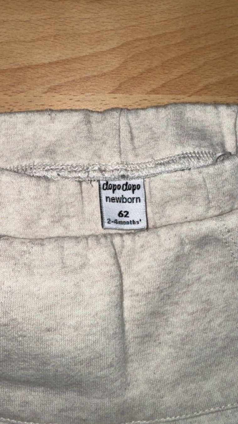 Hosen: Newborn Hose Grau Grösse 62 2-4 Monate – Gebraucht aus Ostermundigen von Vangiolillo 1