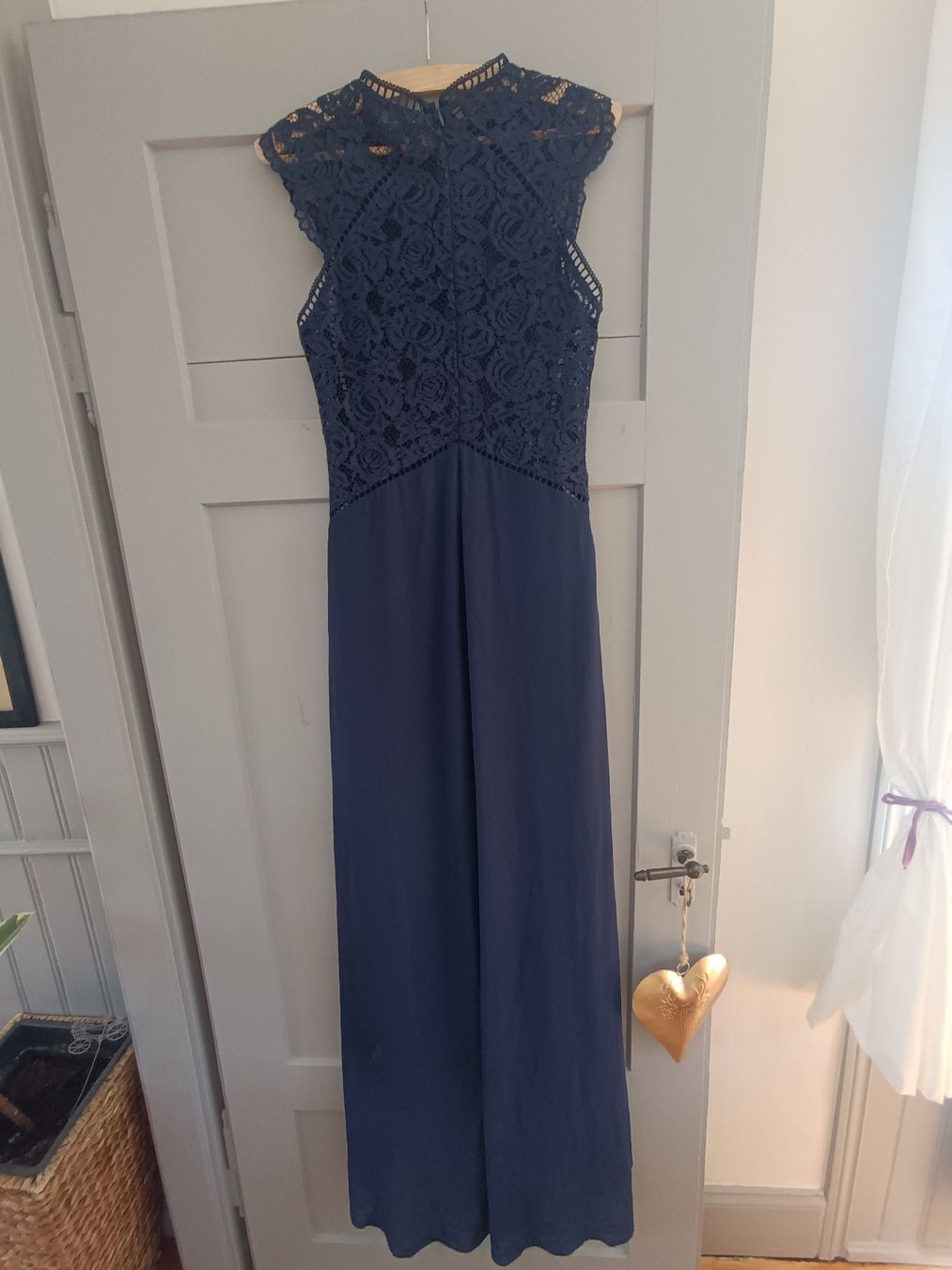 Vestiti: Dunkelblaues Spitzenkleid - Super Schnitt – Usato da Wettingen venduto da TatjanaFrei 2