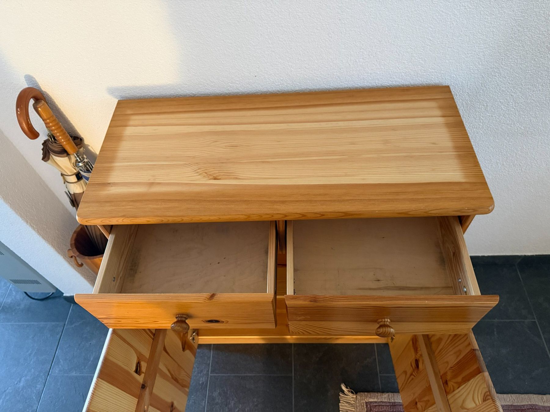 Garderobe: Garderobe in Echtholz – Gebraucht aus Selzach von Olive8 8
