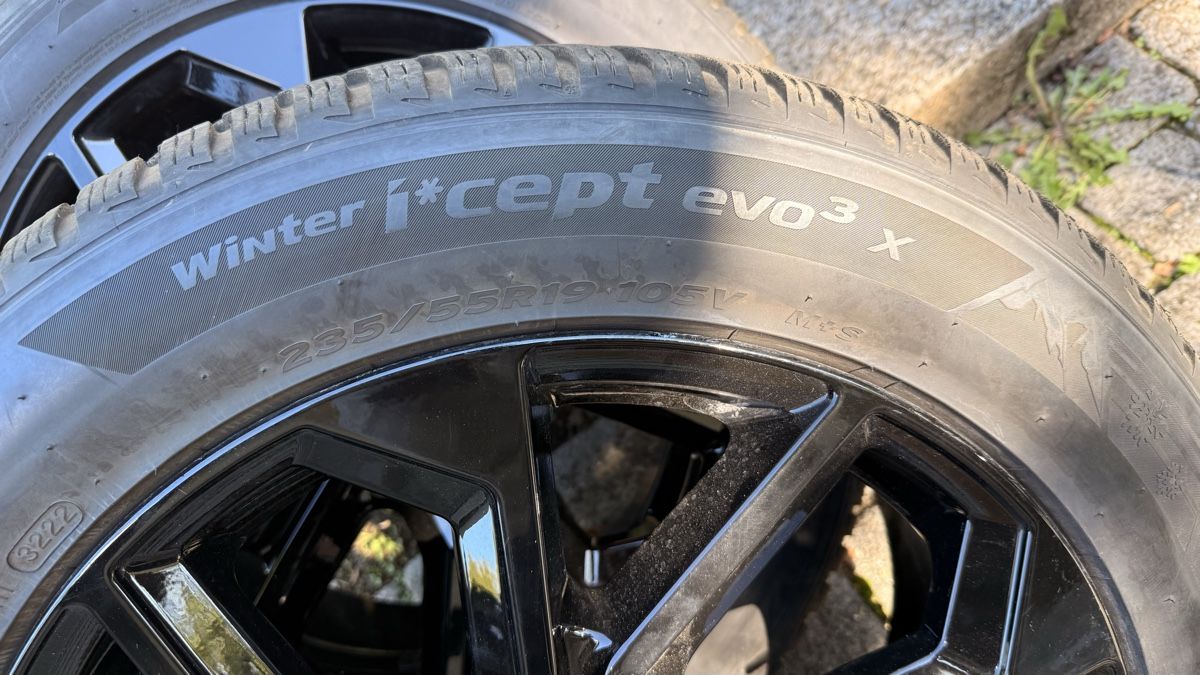 Pneumatici & Ruote complete: ID Buzz 19Zoll Winterkompletträder – Usato da Steg im Tösstal venduto da Beckerbande 8