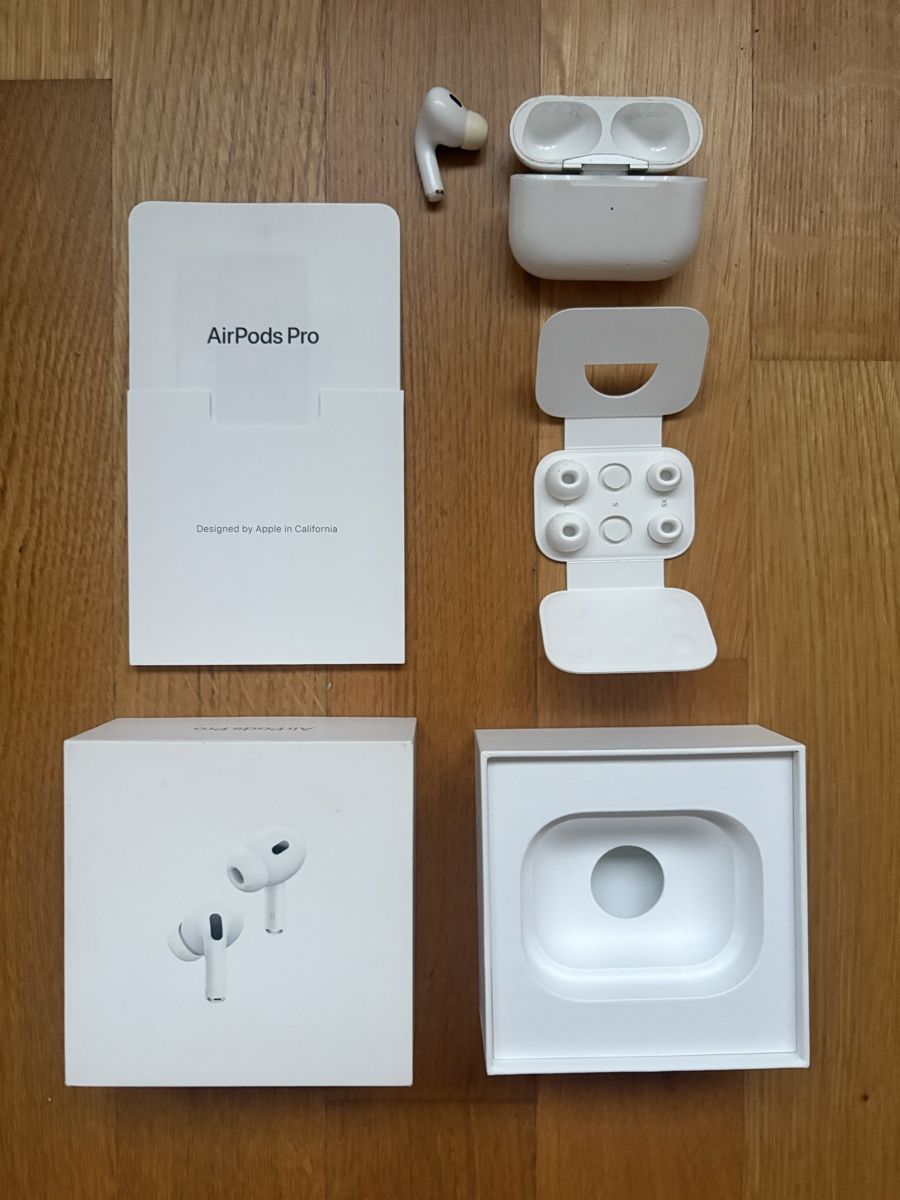 Apple Cuffie: Apple AirPods Pro 2. Generation / Left EarPod  – Usato da Zürich venduto da kat_b8qs
