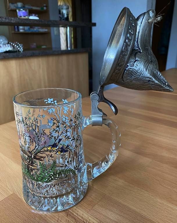 Bicchieri: Antiker Bierkrug mit Zinndeckel – Nuovo (secondo la descrizione) da Hinwil venduto da Gresserkurt 3