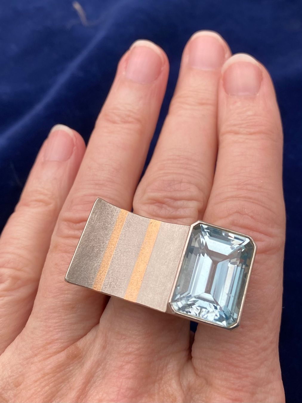 Anelli: Extravaganter Ring / UNIKAT – Usato da Wettingen venduto da taloo