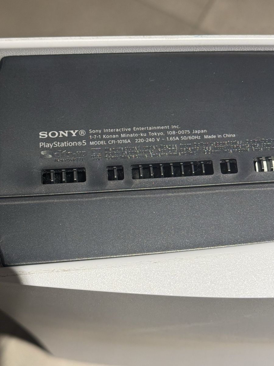 Sony Consoles: PS5 mit Games – D'occasion à Mels par matze99 5