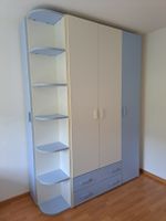 Kleiderschrank mit Regalfach und Schubladen gebraucht