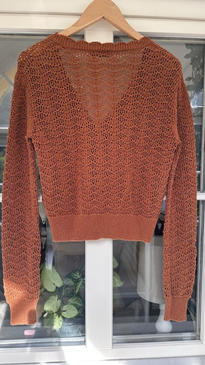 Mango Jacken: Strickjacke von Mango  – Gebraucht aus Ennetbaden von Lisa81 1