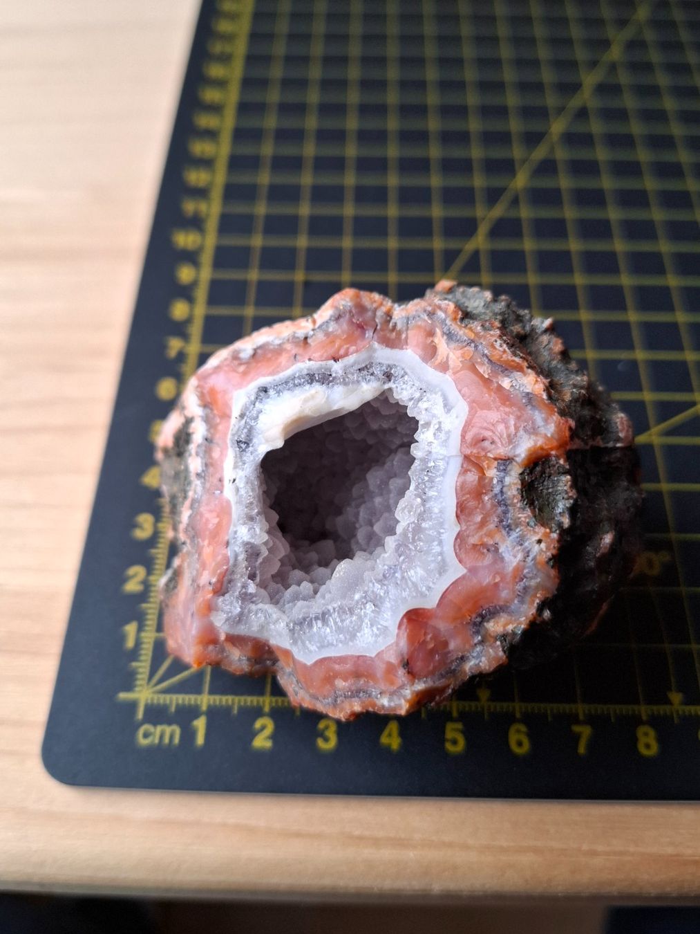 Mineralien & Heilsteine: Ein Mineral- Geode – Gebraucht aus Zwieselberg von Halifaxmendusli 2