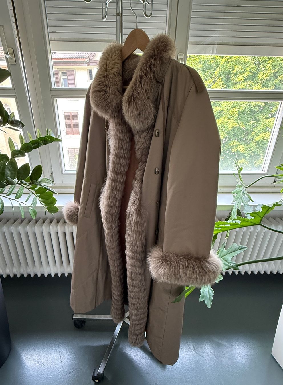 Cappotti: Nino Flex Mantel mit Fell – Usato da Zürich venduto da ele_cj6q