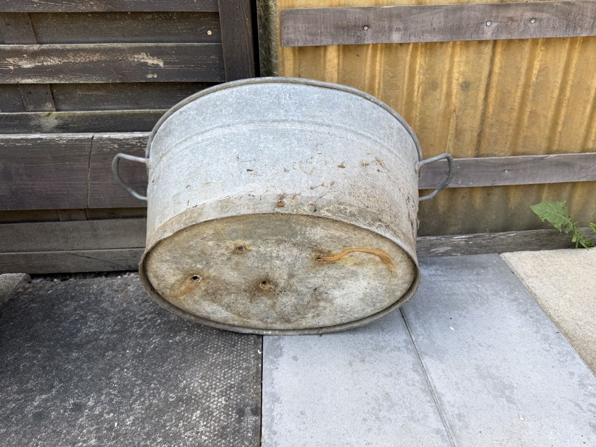 Altre Decorazioni per giardino: Gebrauchte Zinkwanne  – Usato da Regensdorf venduto da Basc 1