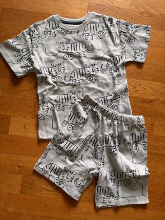 Tolles Pyjama Gr. 110, Neu von Next