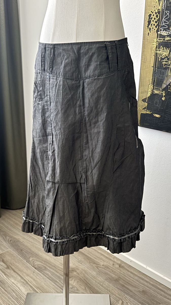 Röcke: Rock dunkelgrau  – Gebraucht aus Mörigen von TimelessFinds
