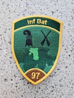 Badge Inf Bat 97