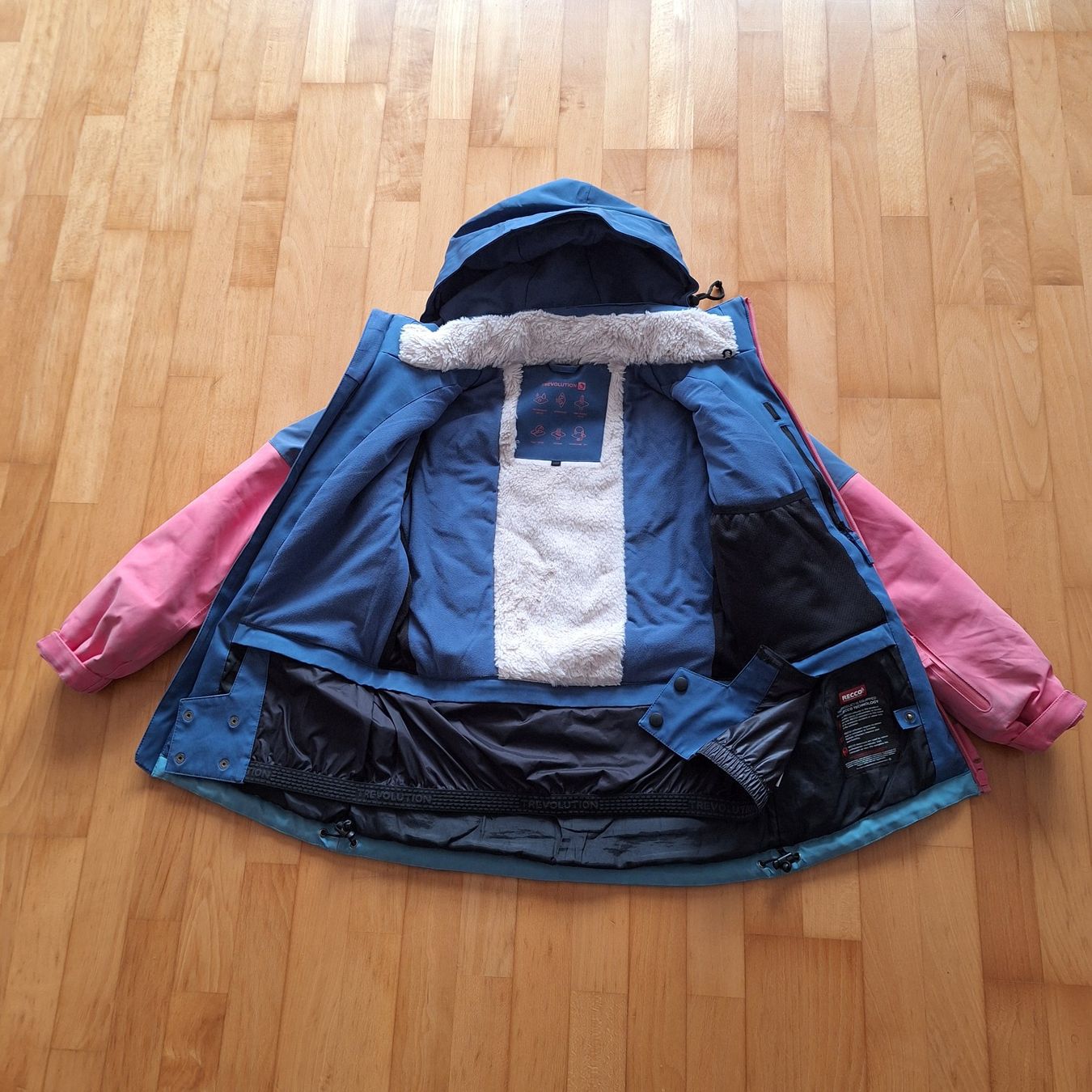 Trevolution Giacche & Cappotti: Skijacke Gr. 140 – Usato da Bülach venduto da blackhawk21 2