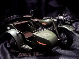 Maquette Moto Side-Car Métal Chang Jiang CJ750 XXL - 34cm