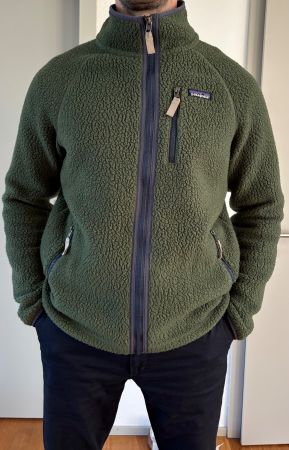 Patagonia Men’s Retro Pile Fleece Jacket in khaki green.