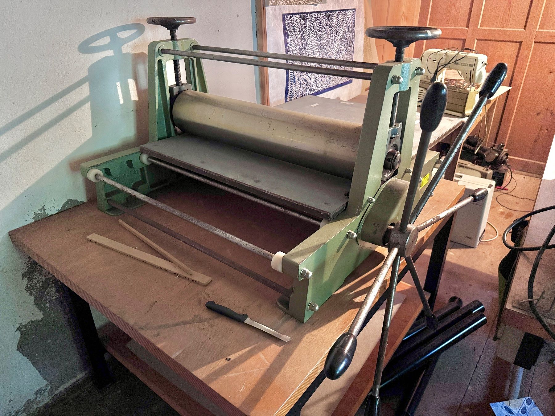 Tutte le macchine: Tiefdruckpresse 60 cm – Usato da Bern venduto da keristophu