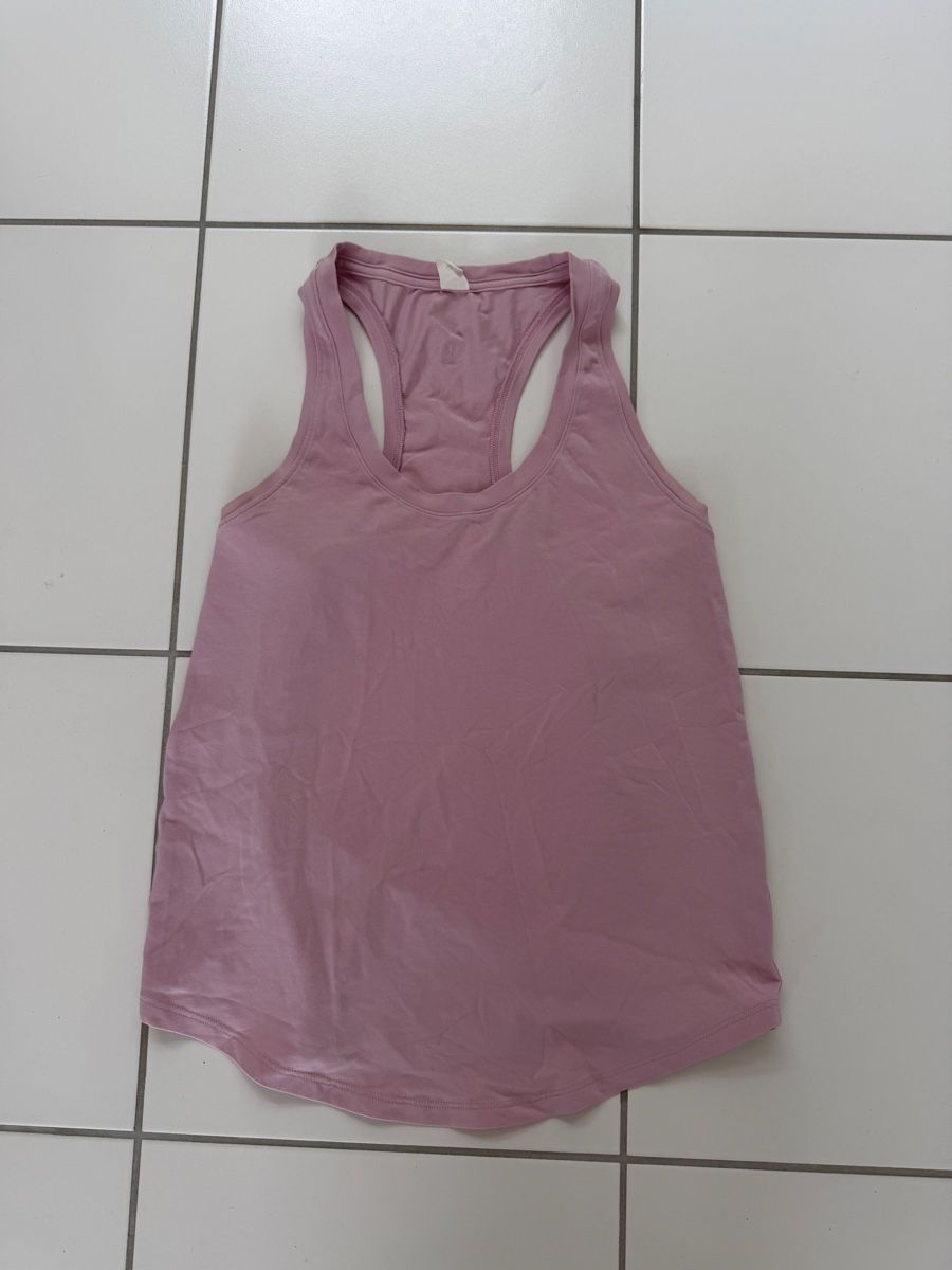 Lululemon Tops: Lululemon Top – Neuf (Voir description) à Schmerikon par 80zz08