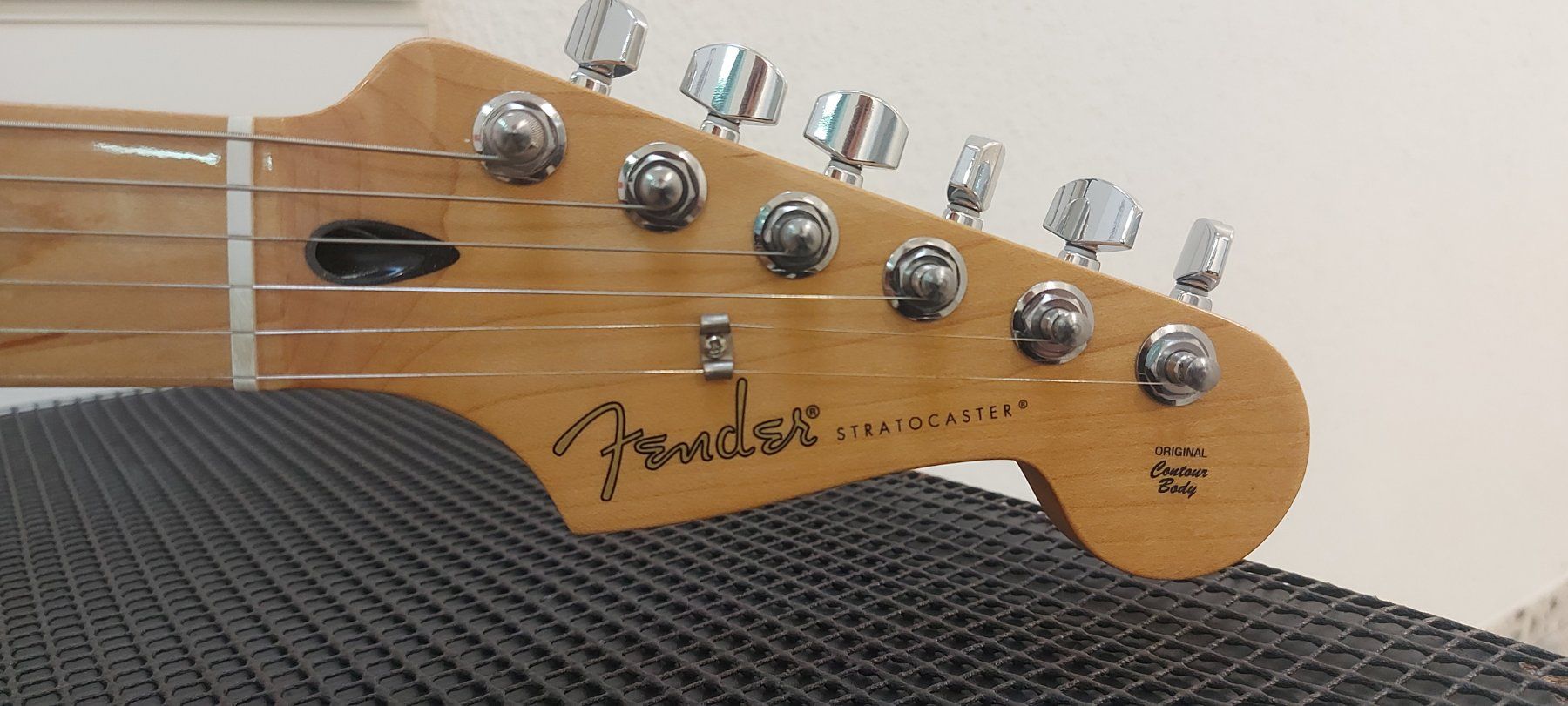 Fender Strumenti musicali: Fender Stratocaster Mexico 2018 frisch ab service – Usato da Glattbrugg venduto da Swissmusik 1
