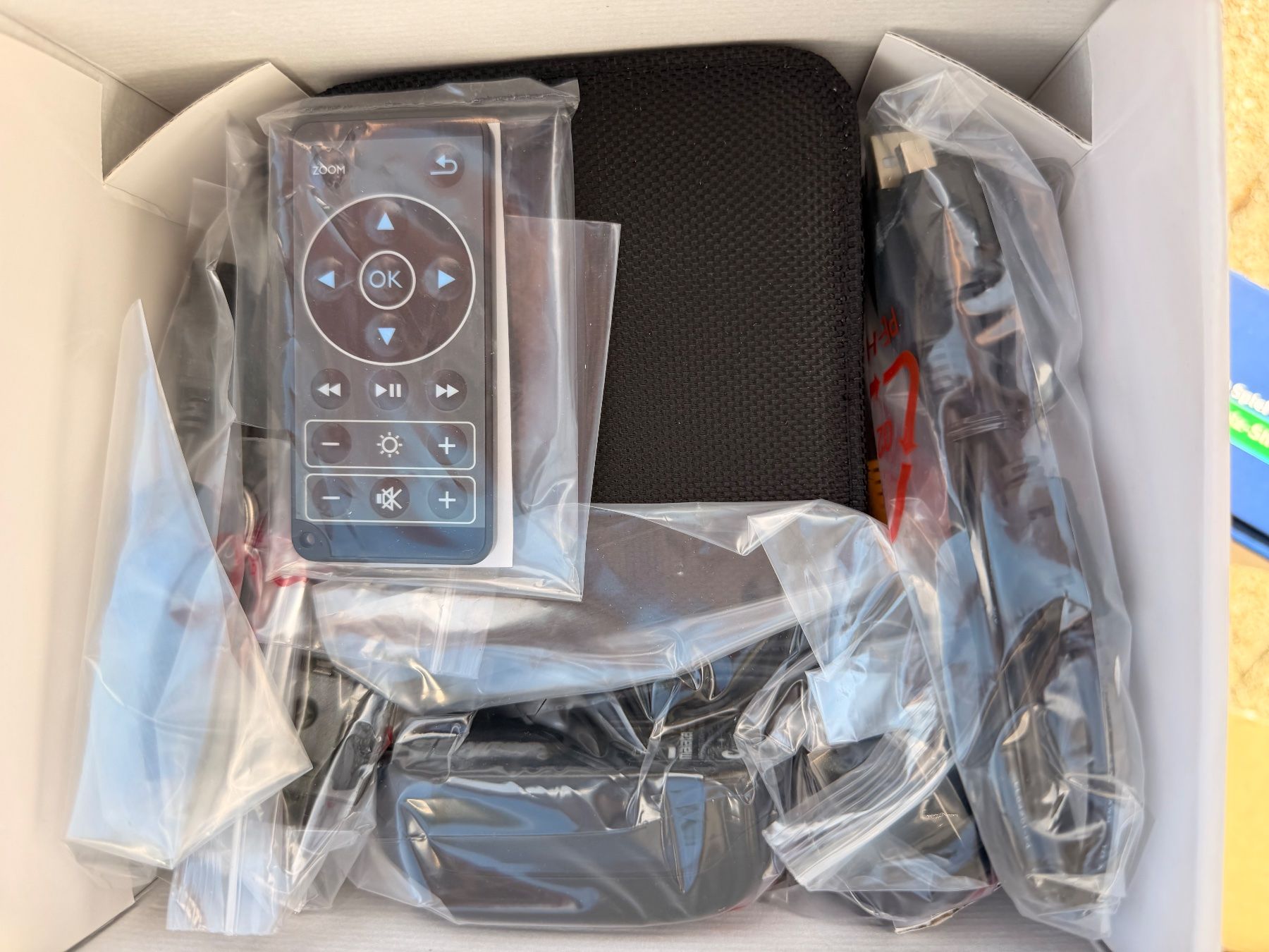 Philips Videoprojektoren: Philips Beamer – Neu und originalverpackt aus Wallbach von storm64 2