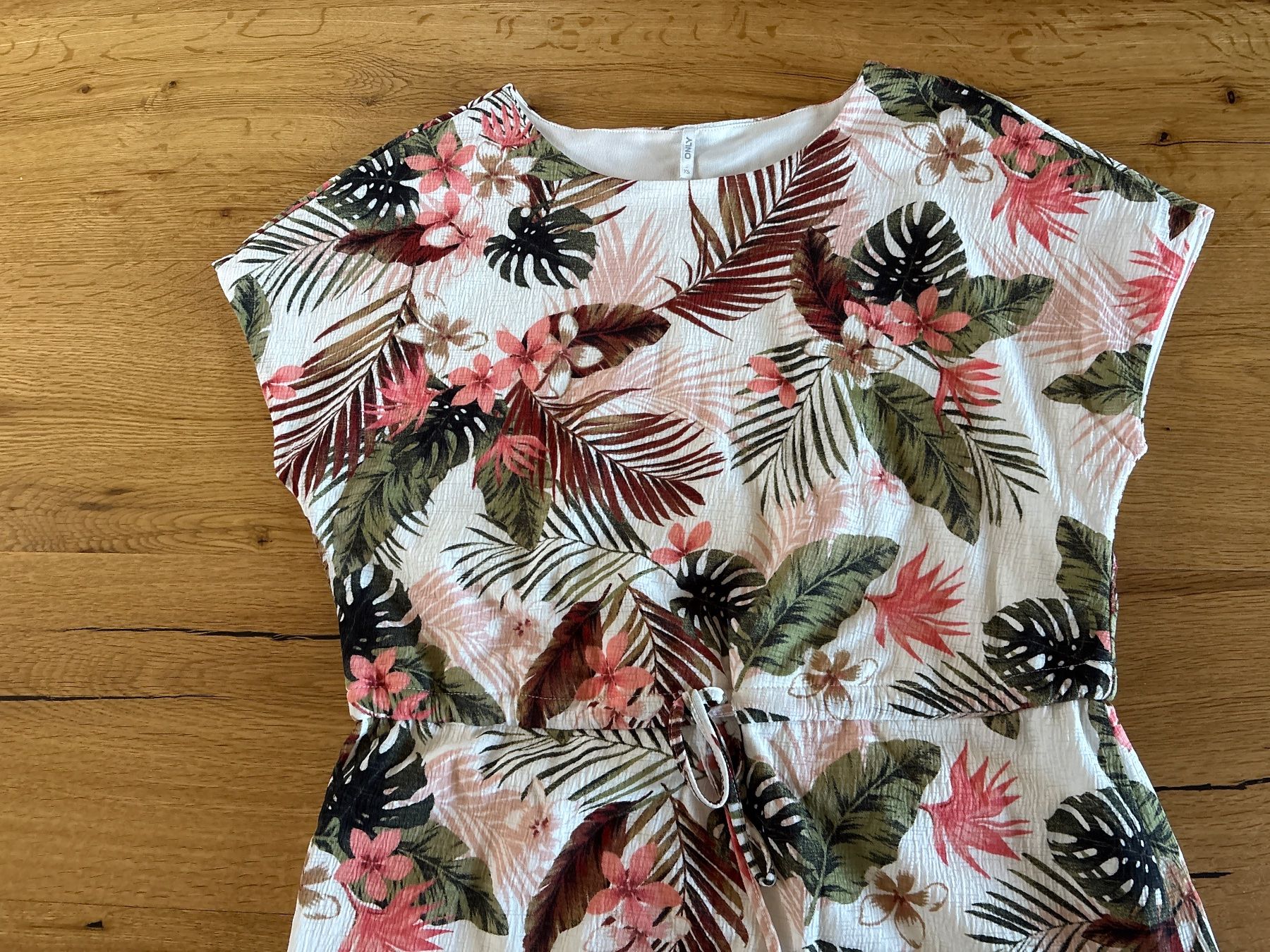 Only Vestiti: Sommerkleid Only Grösse XS – Usato da Beatenberg venduto da Rose406 1