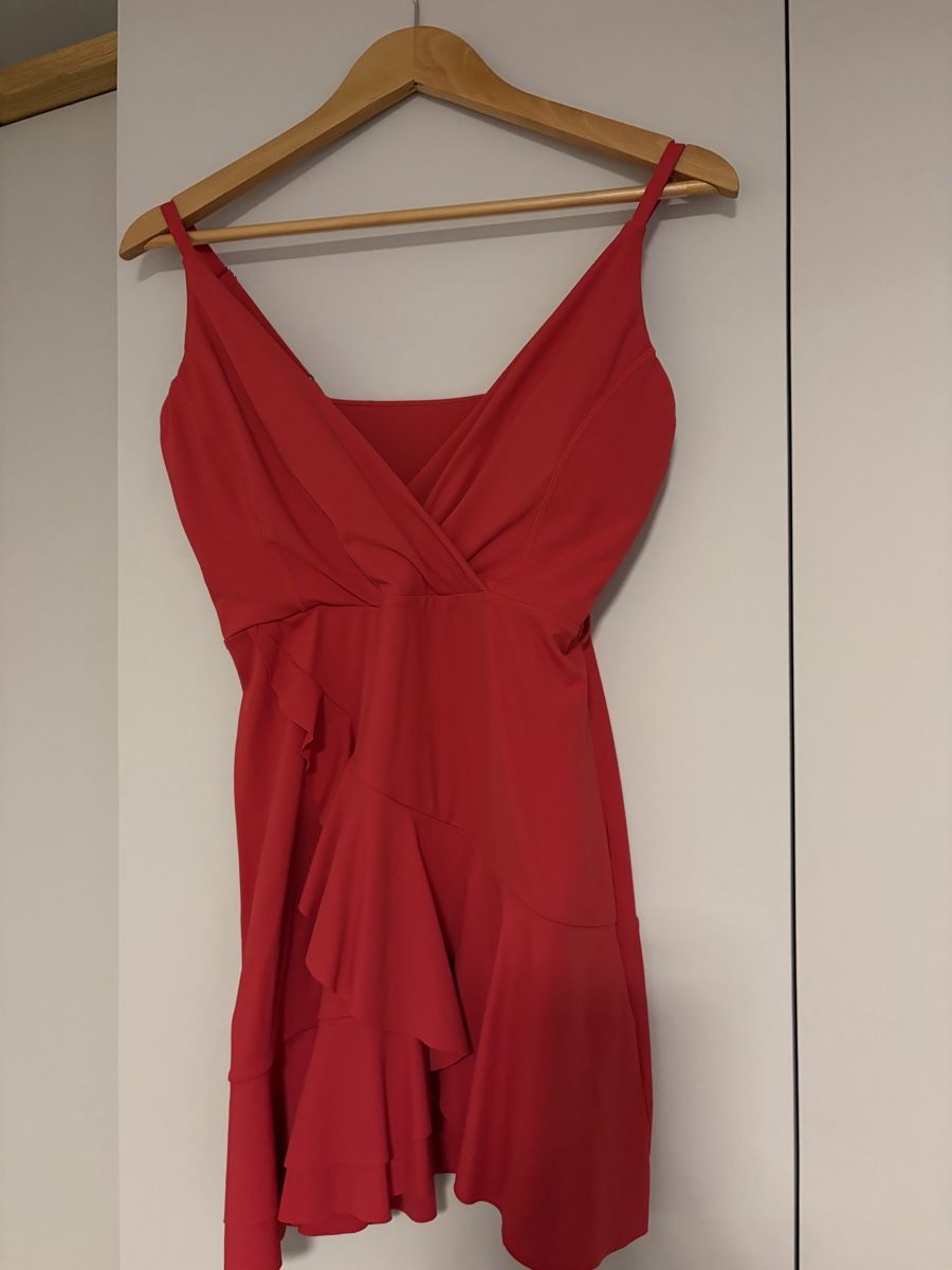 Vestiti: Halara Kleid  – Usato da Henau venduto da martina_1998