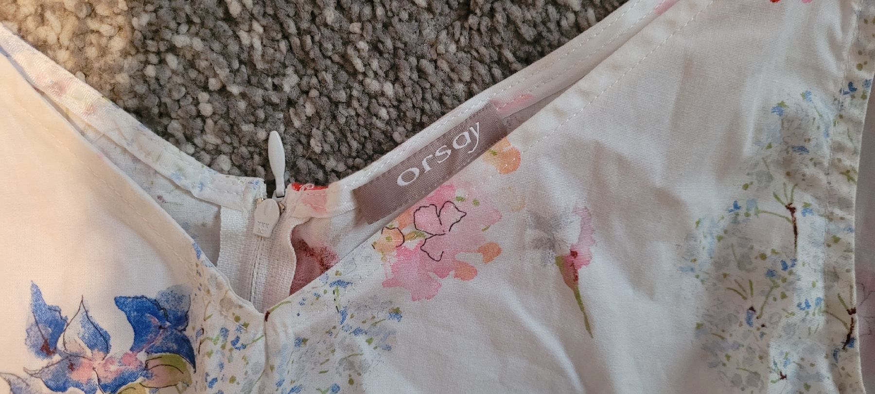 Orsay Tops: Haut fleurie Orsay – D'occasion à Farvagny-le-Grand par Nayanis 1