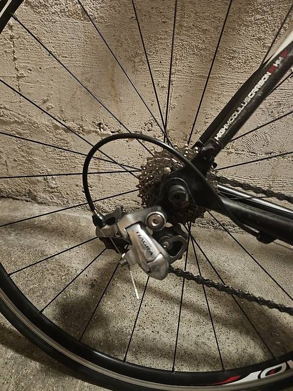 Pinarello Biciclette: Vélo route Pinarello FP1 – Usato da Lausanne venduto da mri_hsd8 2