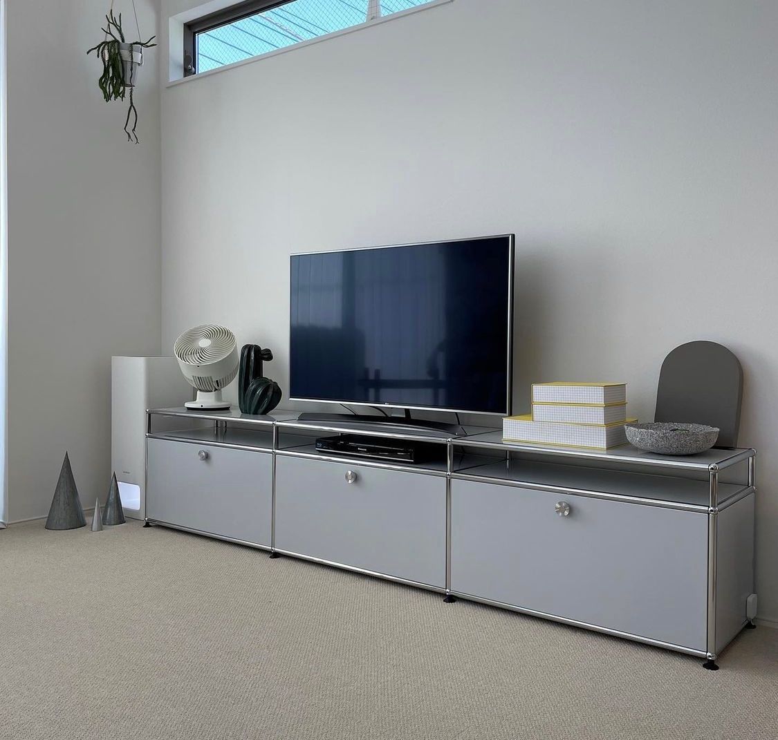 USM Mobili TV: USM Mattsilber – Usato da Pfaffhausen venduto da only.lux 1