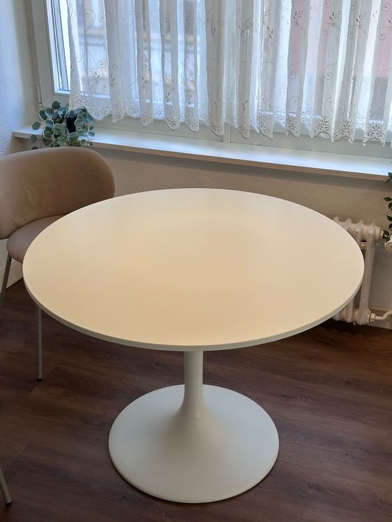 Retro White Round Dining Table / Weisser Esstisch Rund (Gebraucht) in ...