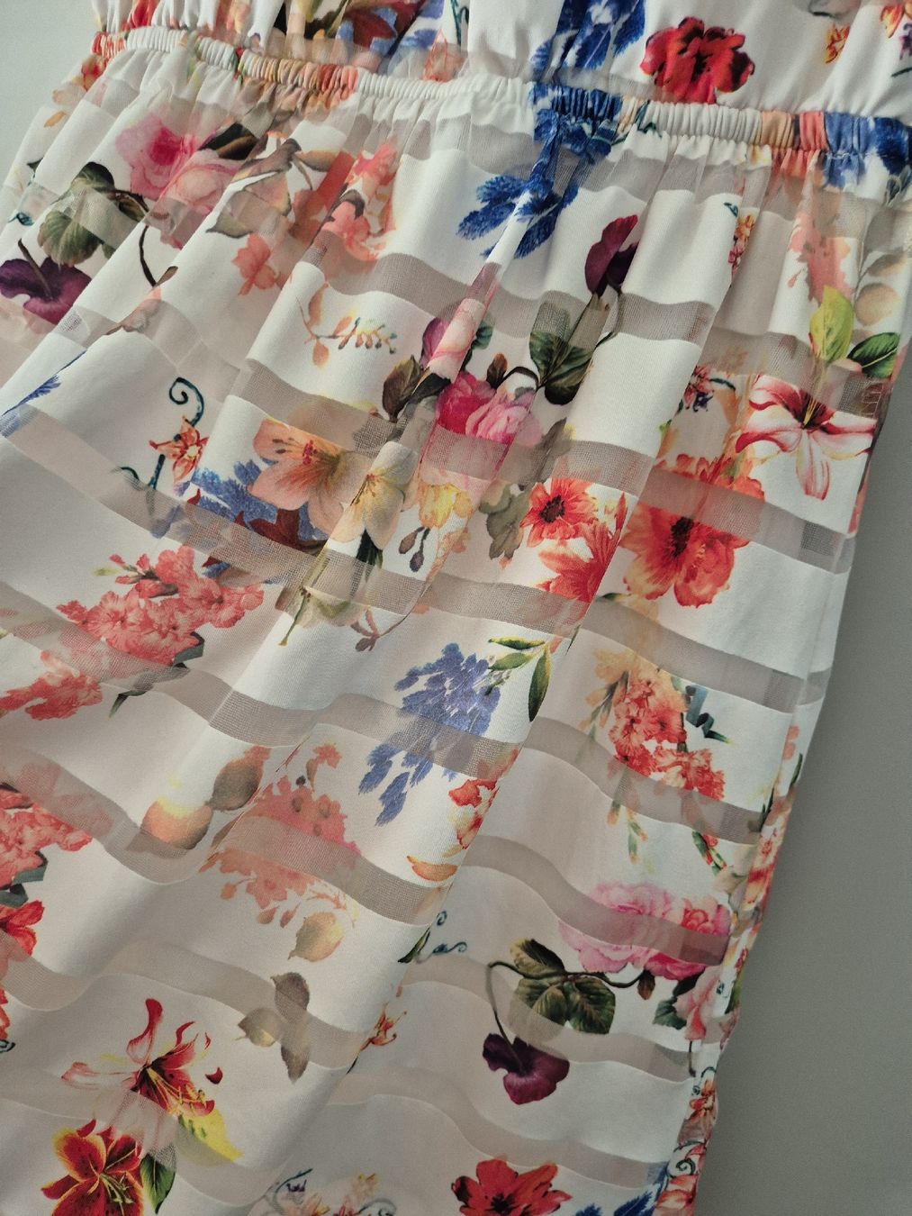 Kleider: Kleid Miin Blumenmuster gestreift Grösse S  – Gebraucht aus Zürich von mit_jz2x 2