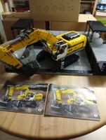 Bagger aus Klemmbausteinen