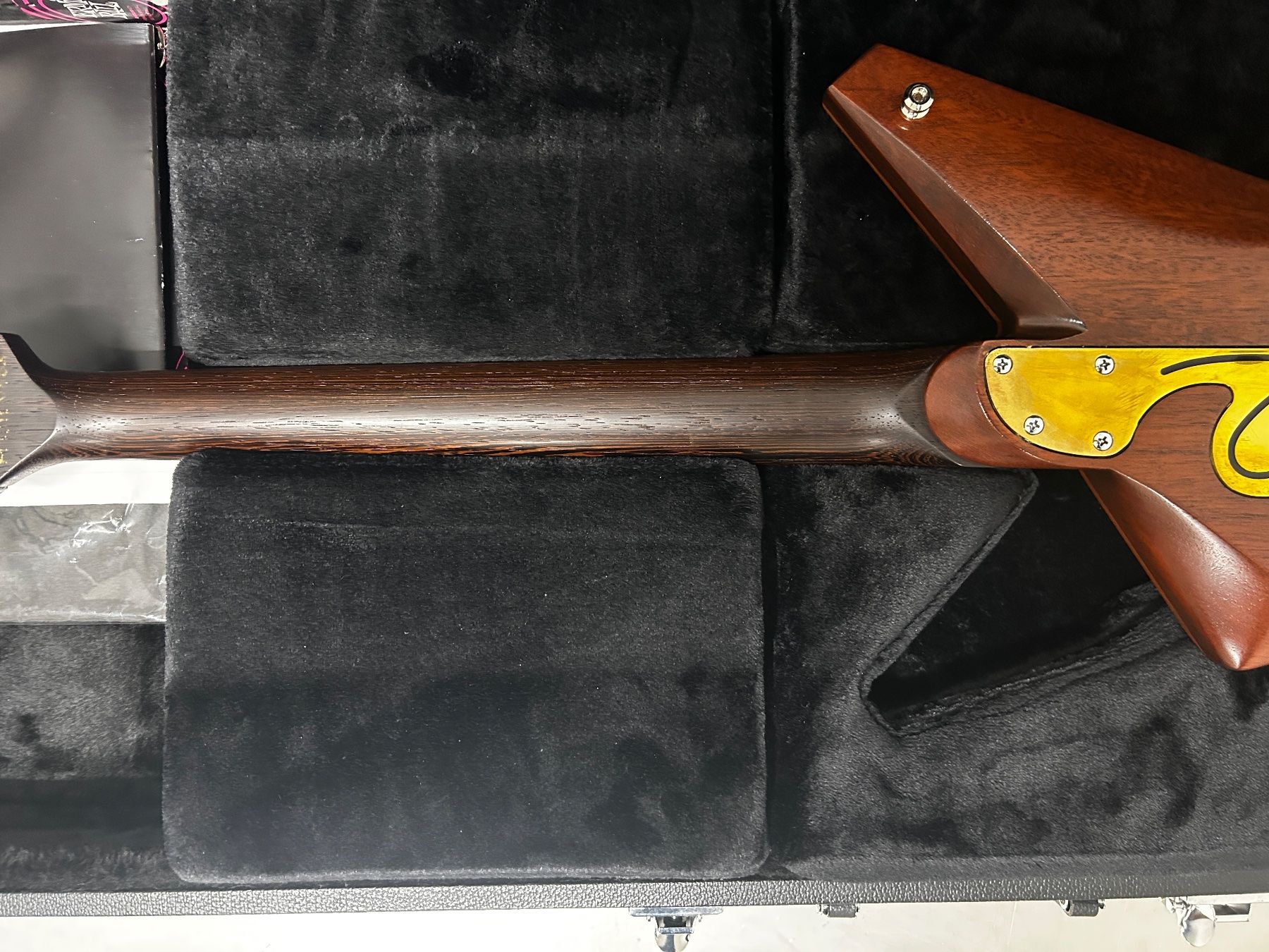 Strumenti musicali: Cream Voltage guitar Deluxe – Usato da Basel venduto da Jotaguitars 6