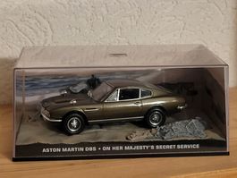 Auto 1:43 - Aston Martin DBS - Diorama James Bond 007