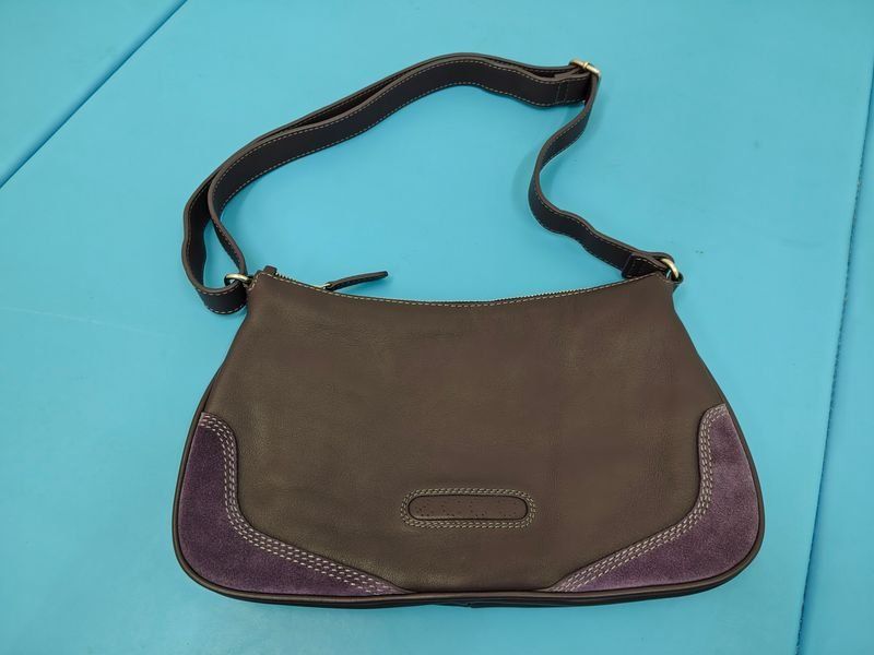 Ecco Taschen für Damen: Handtasche der Marke Ecco aus Leder – Neu (gemäss Beschreibung) aus Oberhofen AG von iitf2020 1