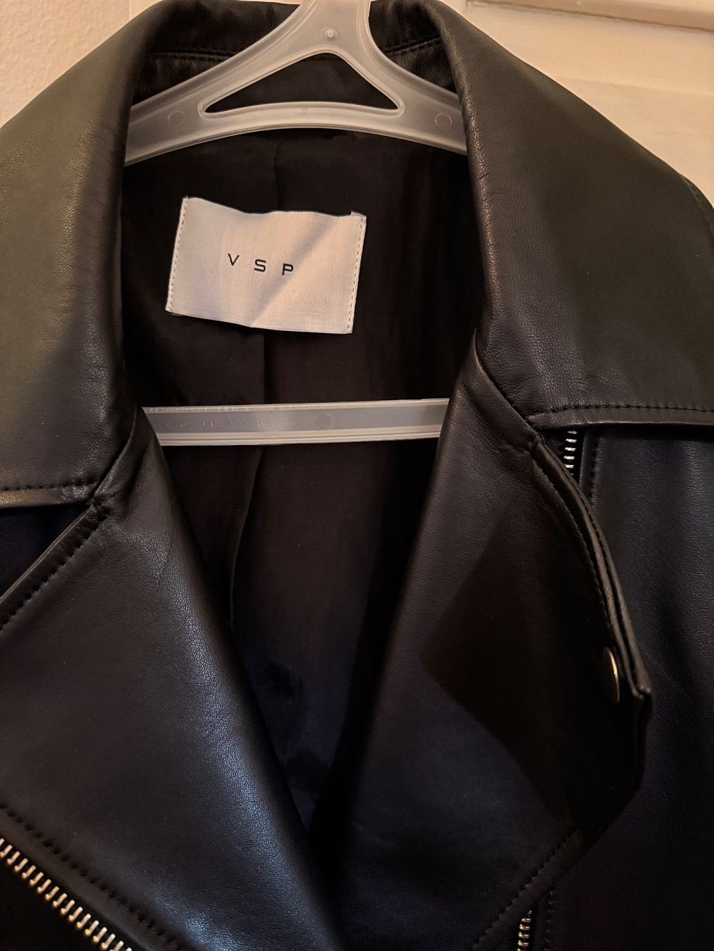 Giacche: VSP Lederjacke – Usato da Genève venduto da mar_g5r2 3