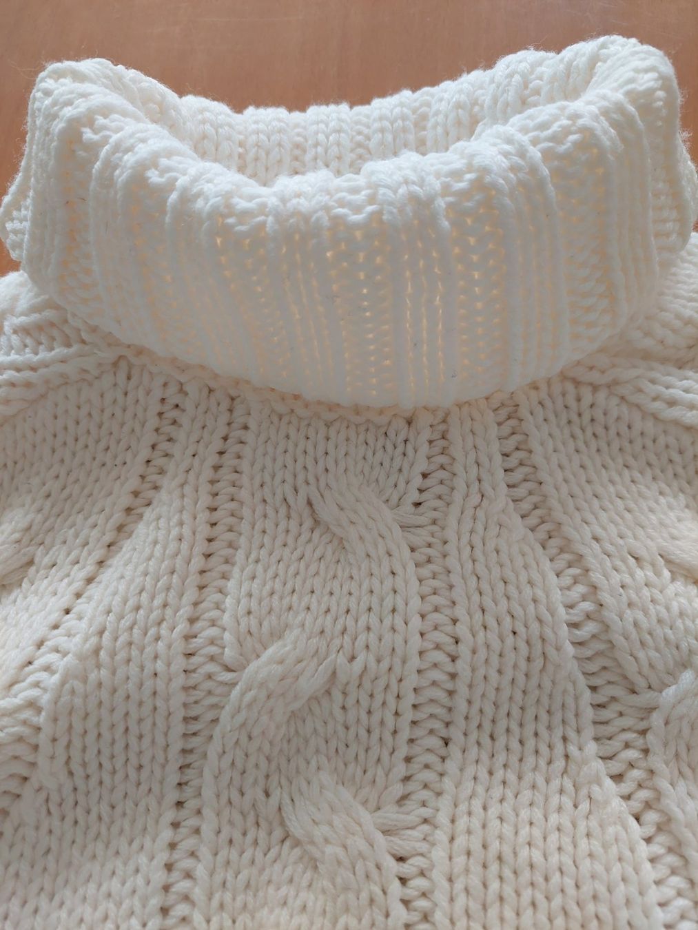 H&M Maglioni & Felpe: Poncho für Mädchen, H&M, Gr 110 – Usato da Muri b. Bern venduto da rol_xtf8 1