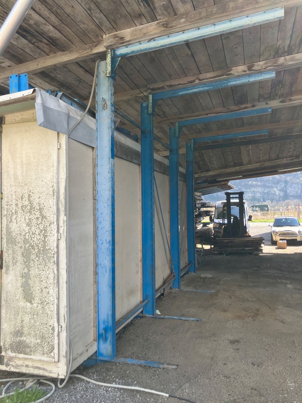 Scaffali: Massives Kragarmregal Ohra – Usato da Kägiswil venduto da Matz8 1