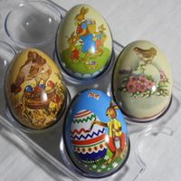 4 Schöne Blecheier Ostereier der Firma Siegerist 1980 - 2001